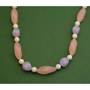 Vintage Boho Pastel Multicolor Plastic Beaded Necklace by Avon 30 Inches K21